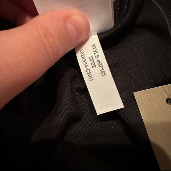 J. Crew O-Ring V-Neck One Piece Swimsuit in Black Sz 24 NEW - Picture 9 of 9